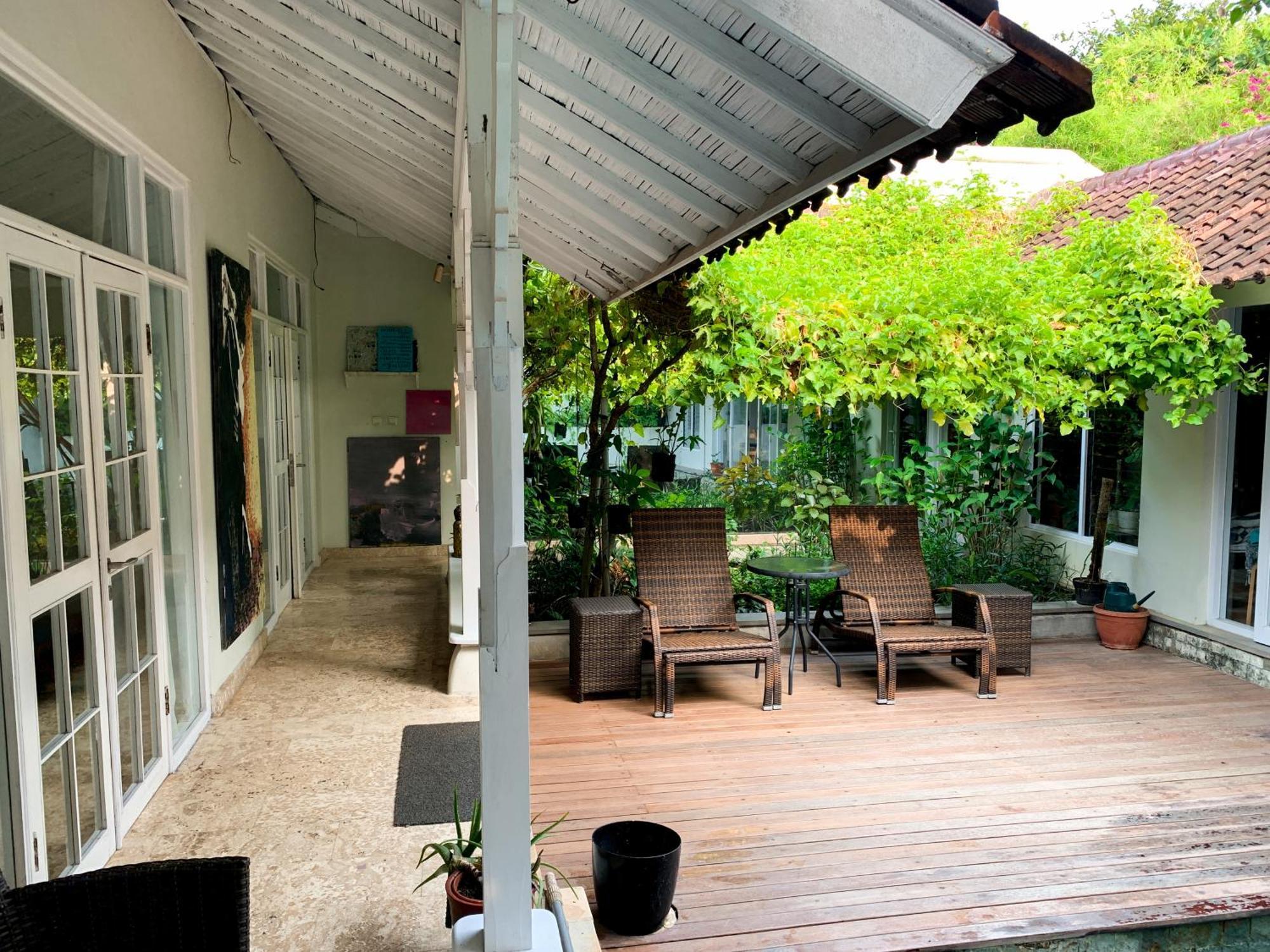 Tropical Oasis 2 Bedroom - Near Villa *